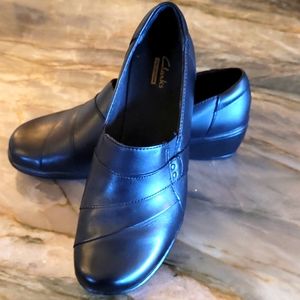 Clarks Collection brand Black shoes.